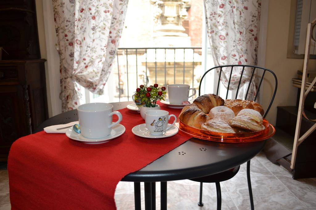 La Cattedrale Bed & Breakfast 那不勒斯 外观 照片