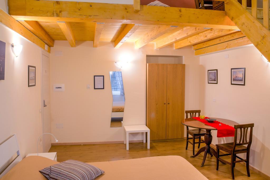 La Cattedrale Bed & Breakfast 那不勒斯 外观 照片